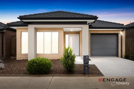 Property photo of 15 Lyric Drive Mambourin VIC 3024