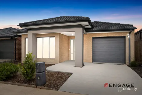 Property photo of 15 Lyric Drive Mambourin VIC 3024