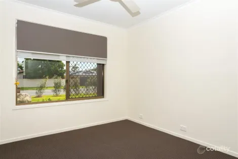 Property photo of 54 Barrier Reef Drive Mermaid Waters QLD 4218