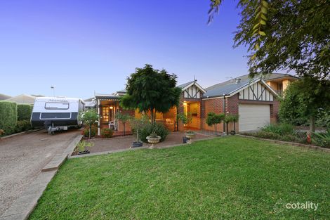 Property photo of 10 Hermitage Place Rowville VIC 3178