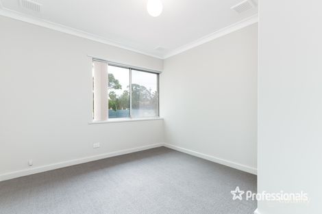 Property photo of 32E Casserley Avenue Girrawheen WA 6064