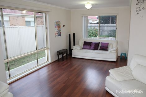 Property photo of 33 Kelvin Grove Werribee VIC 3030