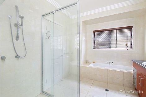 Property photo of 15 Lantau Crescent Varsity Lakes QLD 4227