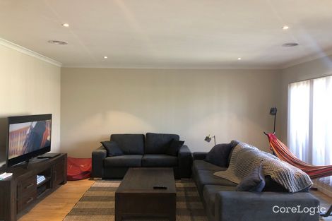 Property photo of 8 Rhynhurst Street Clyde North VIC 3978