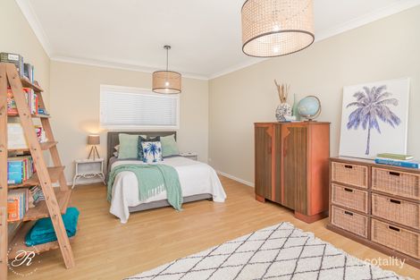 Property photo of 2/49 Belbourie Crescent Boomerang Beach NSW 2428