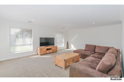 Property photo of 41 Keane Drive Kelso NSW 2795