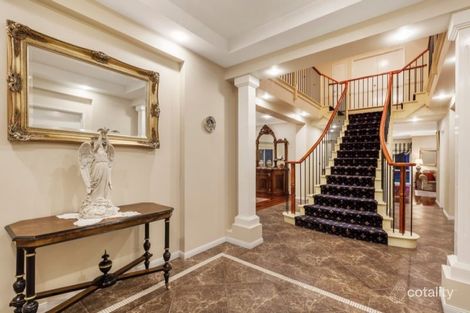 Property photo of 11 Frier Avenue Reservoir VIC 3073