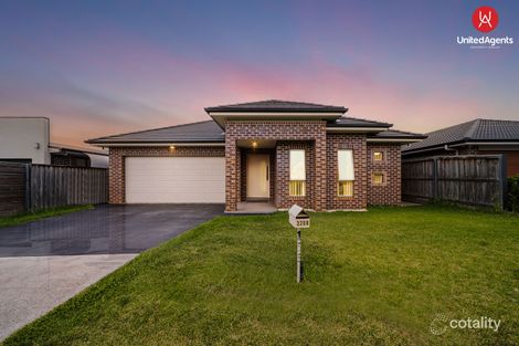 Property photo of 156 Rosedale Circuit Carnes Hill NSW 2171