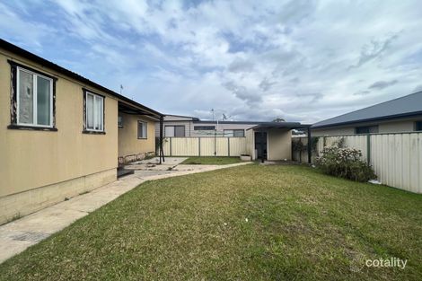 Property photo of 84 Barton Street Oak Flats NSW 2529