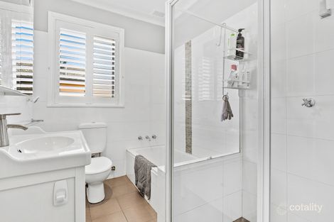 Property photo of 15 St Johns Avenue Mangerton NSW 2500