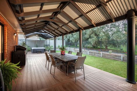 Property photo of 34 Honeyeater Circuit Thurgoona NSW 2640