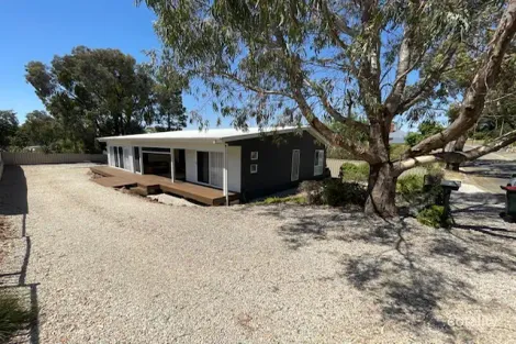 31 William St, Clare, SA 5453