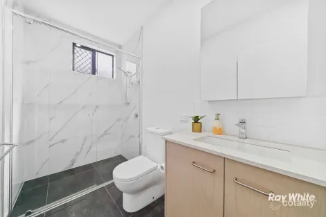 Property photo of 21/7 Delonix Place Eight Mile Plains QLD 4113