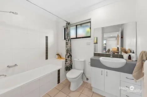 Property photo of 13/9 Talbot Street Coorparoo QLD 4151
