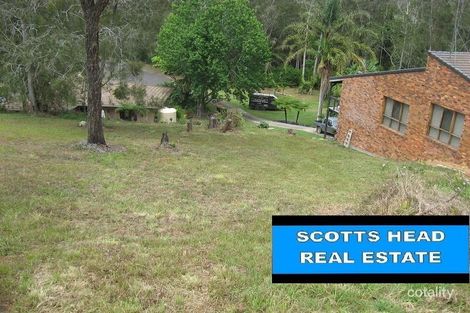 Property photo of 27 South Pacific Drive Scotts Head NSW 2447
