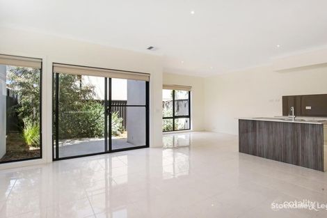 Property photo of 1 Zara Close Bundoora VIC 3083