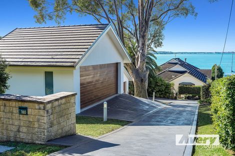 Property photo of 180 Skye Point Road Coal Point NSW 2283