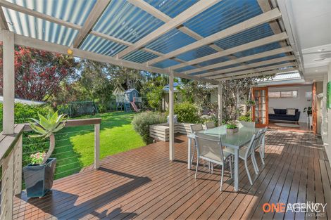 Property photo of 94 Macquarie Grove Caves Beach NSW 2281