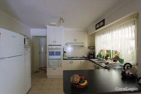 Property photo of 12 Seine Close Werribee VIC 3030