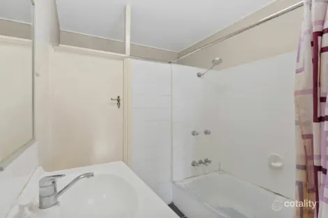 Property photo of 15 Bedser Street Macgregor QLD 4109