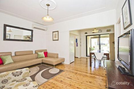 Property photo of 16 Blackbutt Parade Kotara South NSW 2289