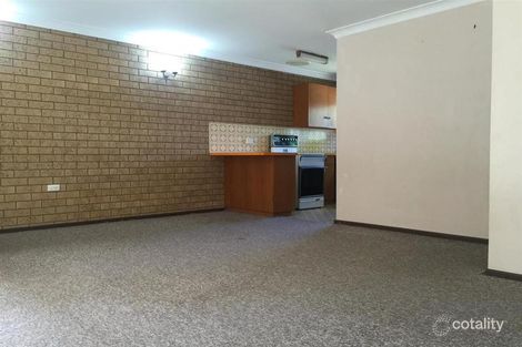 Property photo of 1/2 Cooinbil Crescent Kooringal NSW 2650