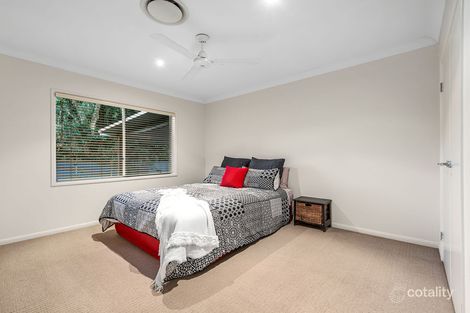 Property photo of 34 Izzies Place Wakerley QLD 4154
