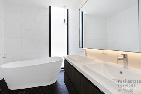 Property photo of 102/159 Ross Street Forest Lodge NSW 2037