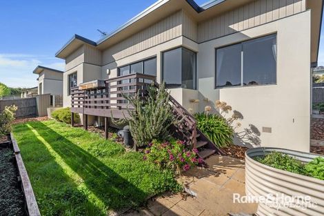 Property photo of 4/8-10 Lomandra Drive Blackmans Bay TAS 7052