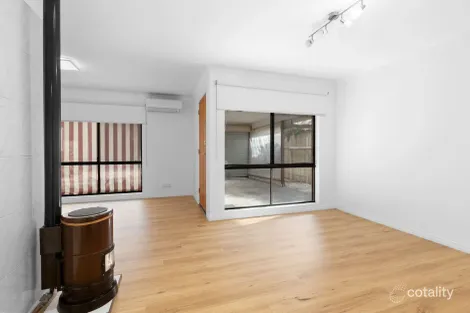 Property photo of 20 Baume Circuit Old Reynella SA 5161