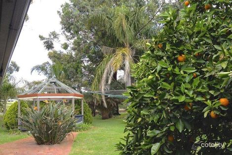 27 Grant St, Orange Grove, WA 6109