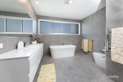 Property photo of 4A Worimi Place Boomerang Beach NSW 2428