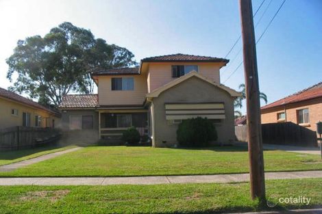 9 Laundess Ave, Panania, NSW 2213