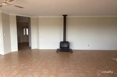 Property photo of 530 Leipold Road Oldbury WA 6121