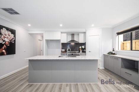 Property photo of 61 Montmarte Boulevard Burnside VIC 3023