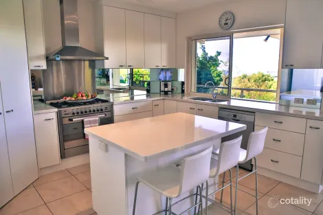 Property photo of 9 Yarrawonga Drive Castle Hill QLD 4810