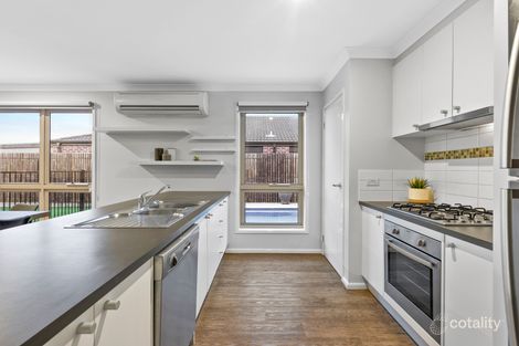 Property photo of 6 Lombardi Close Skye VIC 3977