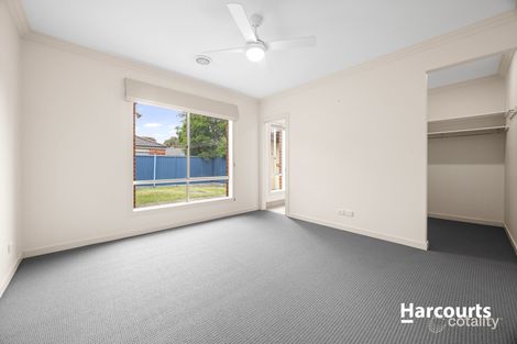Property photo of 14 Cider Link Pakenham VIC 3810