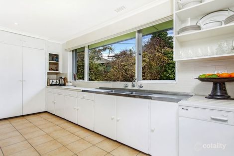 Property photo of 10 Arnhem Place Red Hill ACT 2603