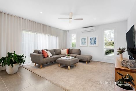 Property photo of 12 Sun Dew Close St Helena VIC 3088