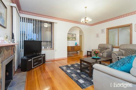 Property photo of 1 Gilbert Court Parkdale VIC 3195