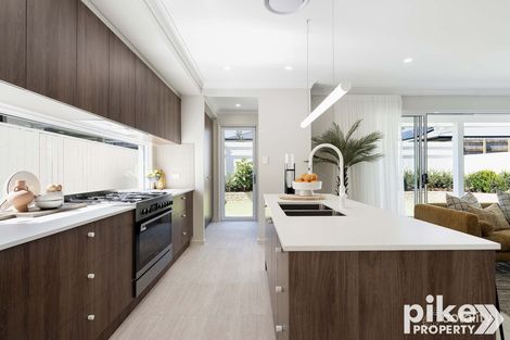 Property photo of 24 Pickering Place Upper Caboolture QLD 4510