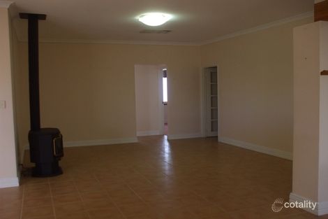 Property photo of 3 Cardiff Place Warnbro WA 6169
