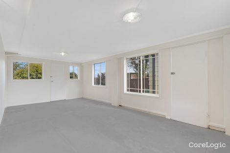 Property photo of 4 Miranda Place Rosemeadow NSW 2560