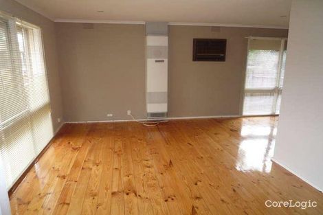 Property photo of 2 Laraine Place Melton West VIC 3337