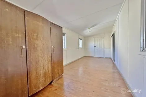 Property photo of 172 Nasmyth Street Young NSW 2594