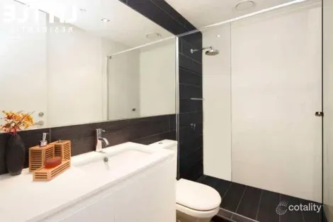 Property photo of 202/163 Fitzroy Street St Kilda VIC 3182