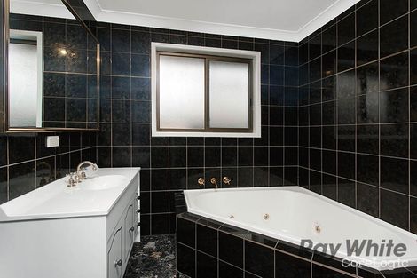 Property photo of 27 Ranchby Avenue Lake Heights NSW 2502