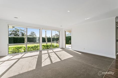 Property photo of 85 Bayview Avenue Rosebud VIC 3939