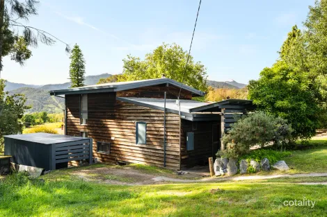 6 Reid Ct, Tawonga South, VIC 3698
